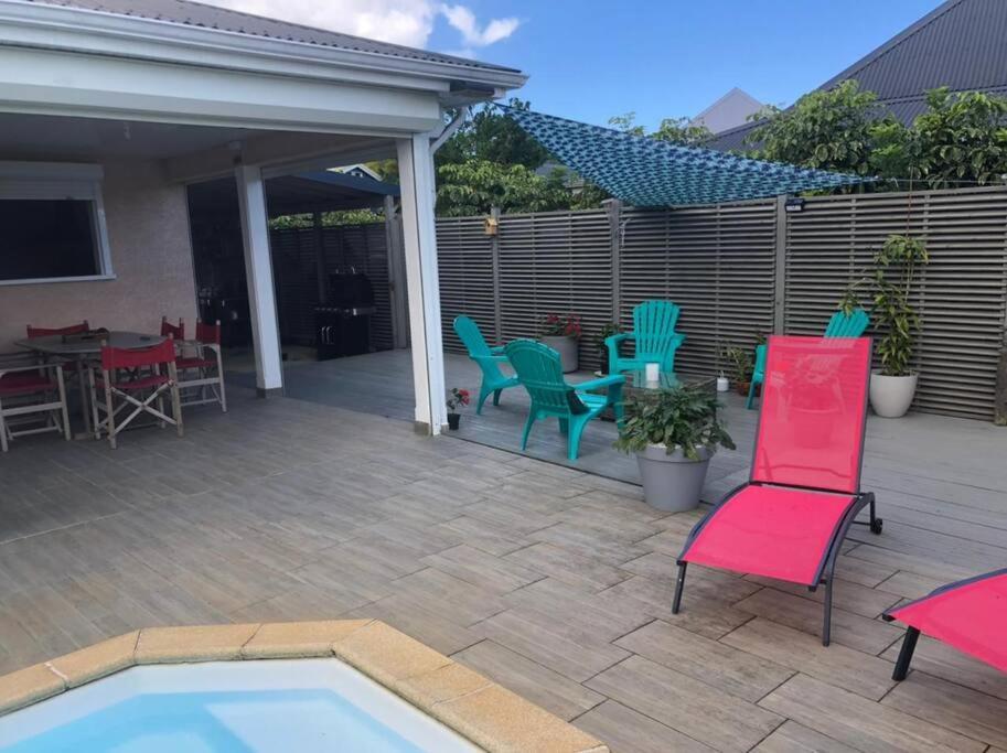 Magnifique Avec Piscine Et Jardin Sainte-Rose