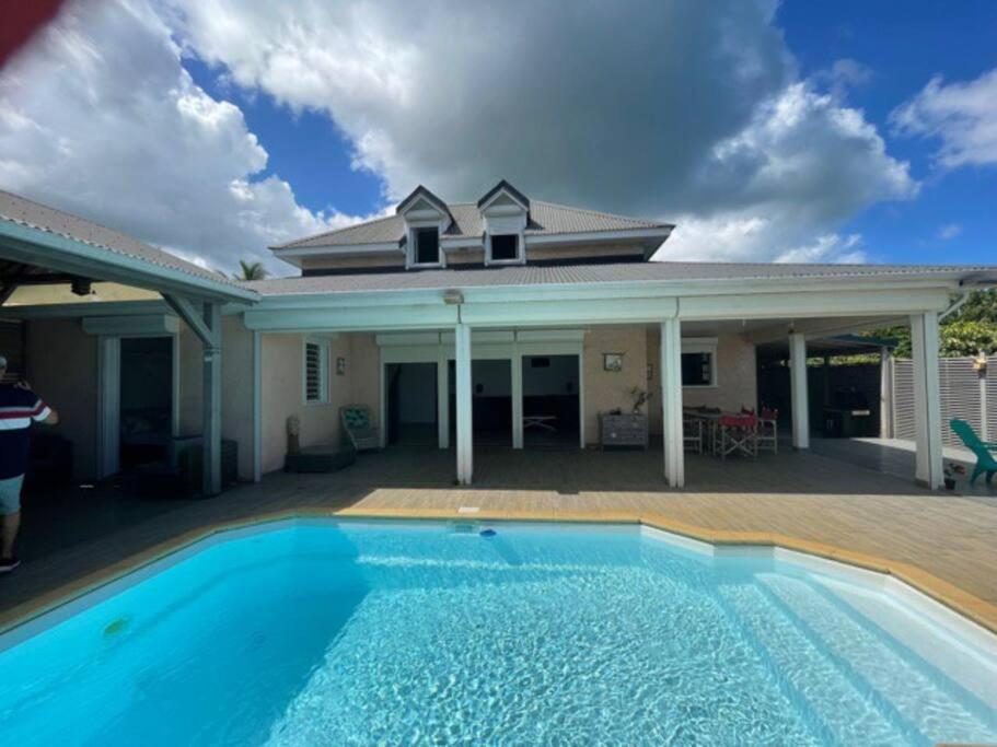 Magnifique Avec Piscine Et Jardin *